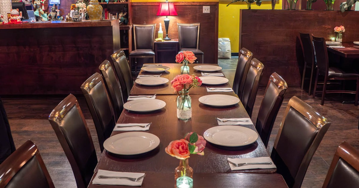 Interior, seating area with an entrance in the back