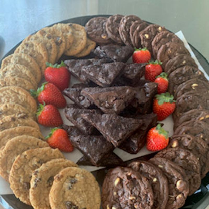 Combo Brownies and CookiesTray photo