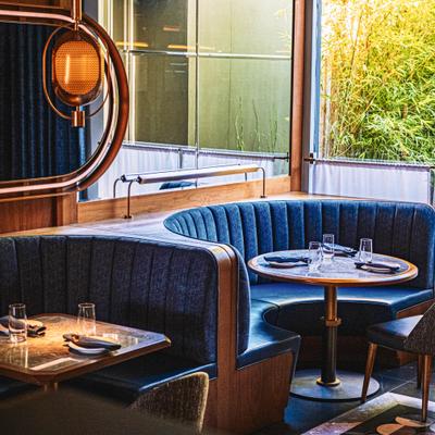 Dining area, circular booths.