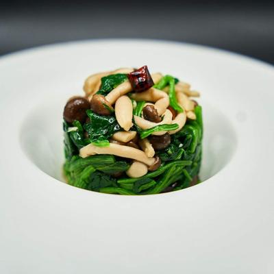Spinach and Oyster Mushrooms photo