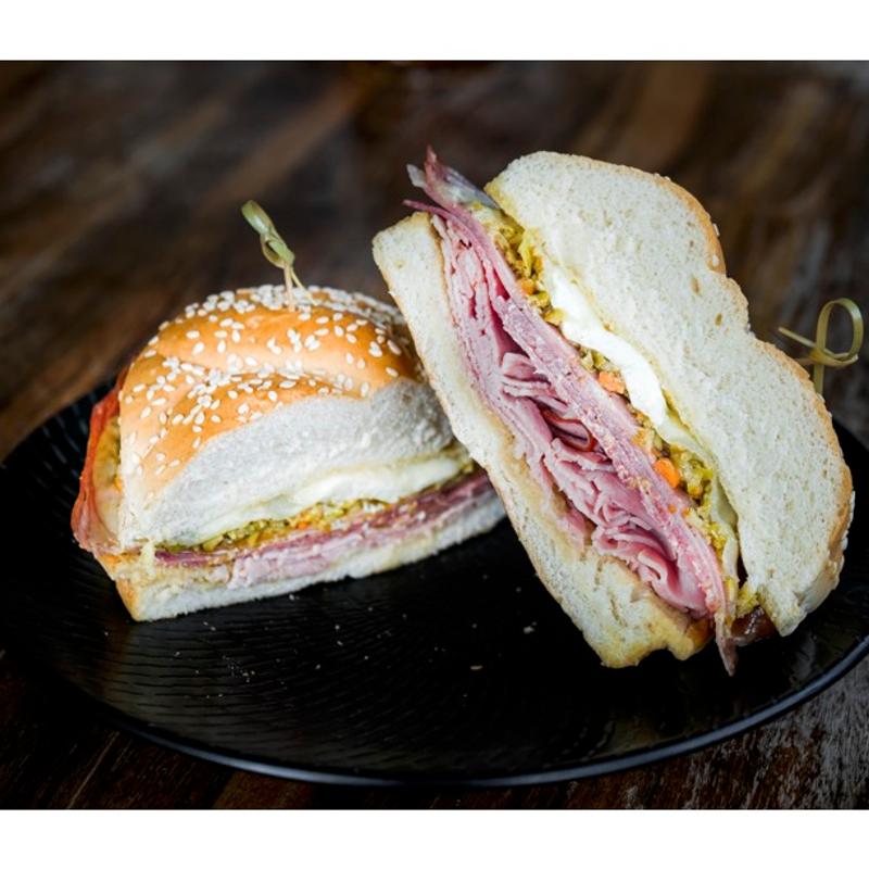 Muffuletta photo