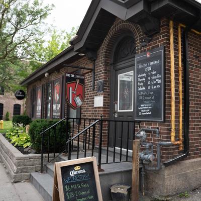 Tap and Tankard outside.