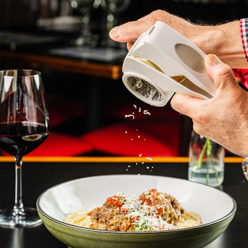 Spaghetti & Meatball photo