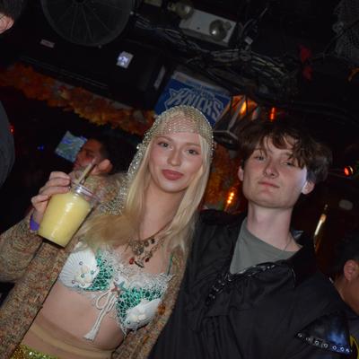 gallery photo number 353