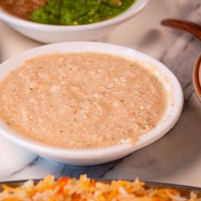 Creamy dipping sauce.