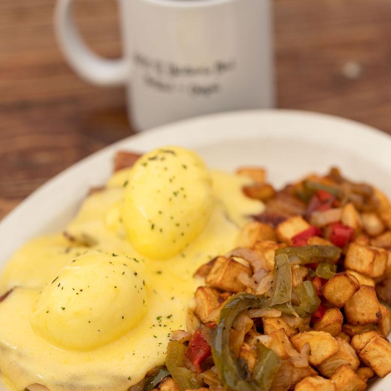 EGGS BENEDICT photo