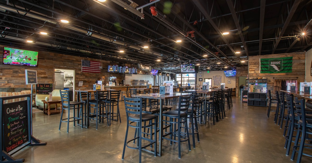 The 20's High Top Tables