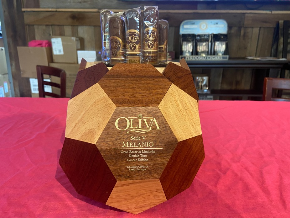 Win $68O of cigars at Oliva Night event photo