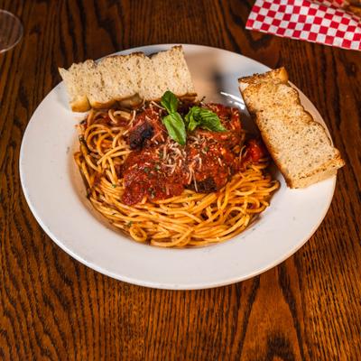 Spaghetti and meatballs.