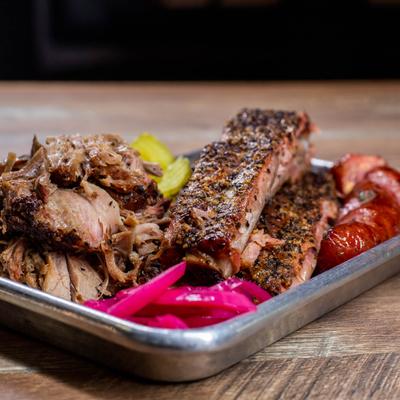 Ribs, pulled pork and sausage