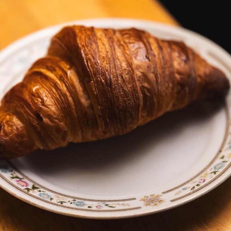 menu item 1 of 12, Croissant Pur Beurre