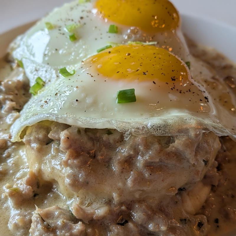 Biscuits & gravy photo