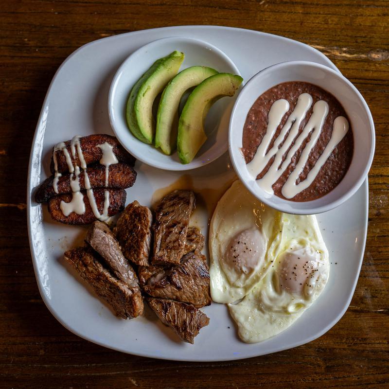 menu item 11 of 41, Desayuno Catracho