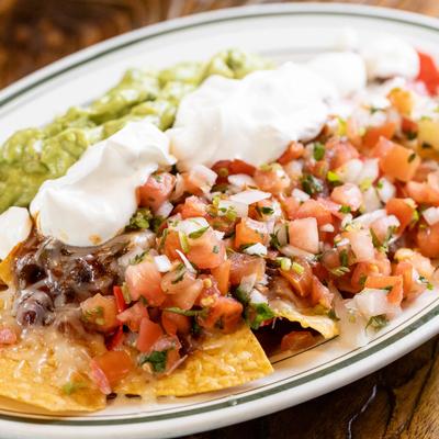 Nachos Grande, served.