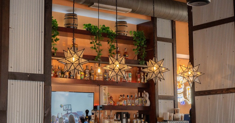 Star pendant lamps