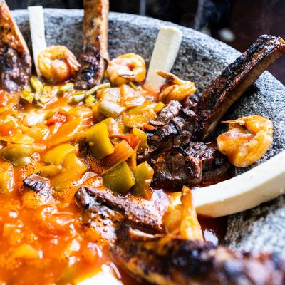 Mar Y Tierra, close up.