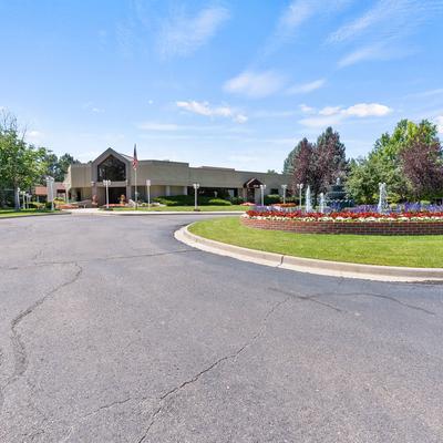 A roundabout with a fountain