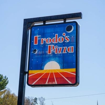 Frodo's Pizza signage.