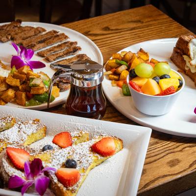 Variosu food on the table.