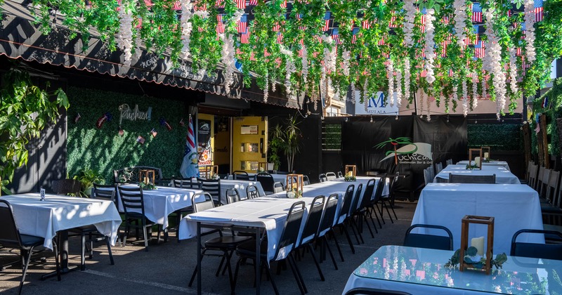 Exterior, main dining area