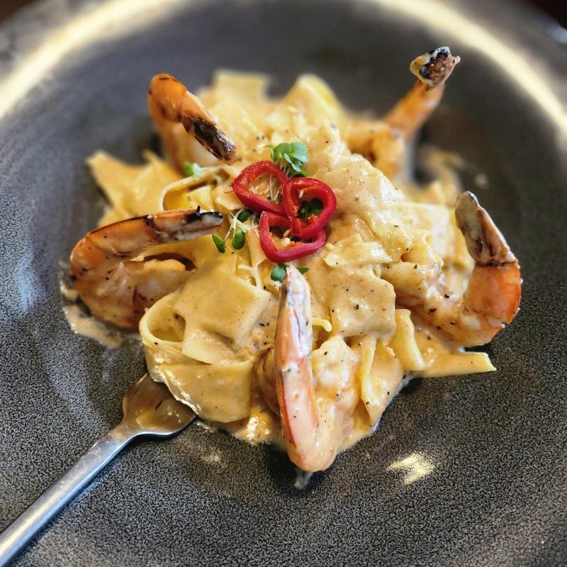 Alfredo Pasta Shrimp photo