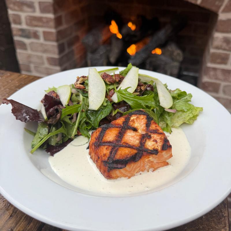 Grilled Salmon Salad photo