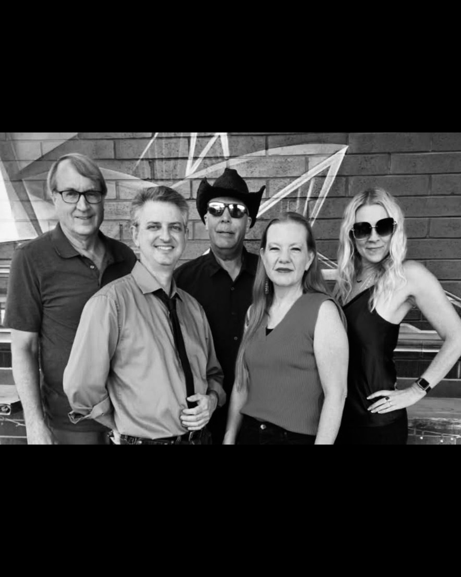 Evolution Band Live event photo