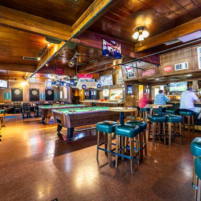 Bar.