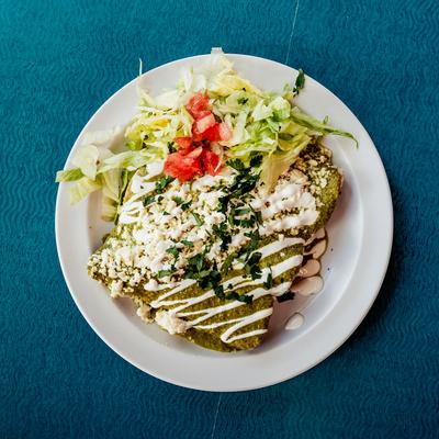 Grilled meat and mixed salad