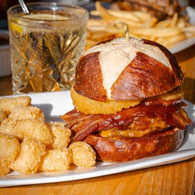 The served Montana Burger.