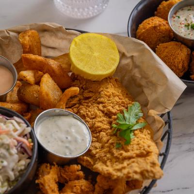 Fish Fry Combo Basket, Hush Puppies