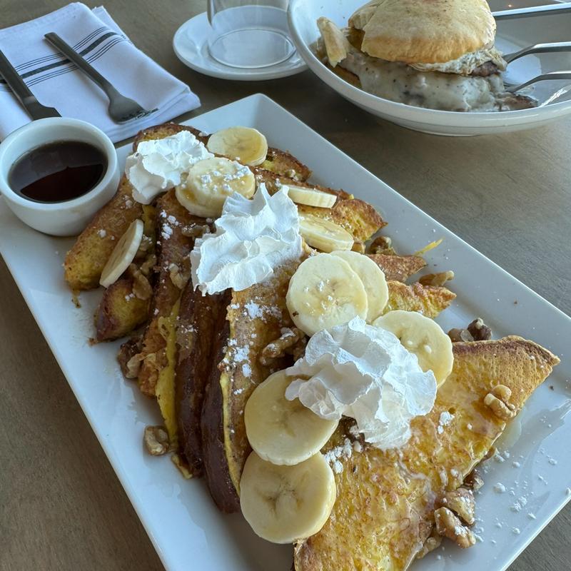 menu item 7 of 8, *Banana Walnut French Toast