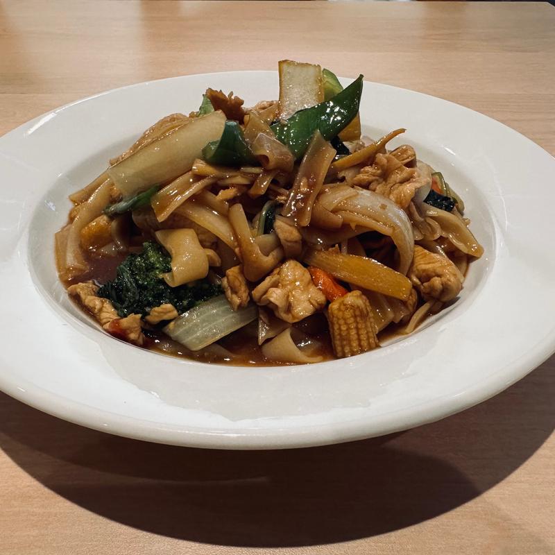 N1. Pad Kee Mao photo