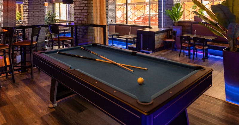 Pool table
