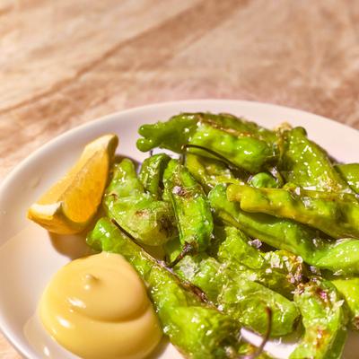 Roasted peppers with salt and creamy sauce.