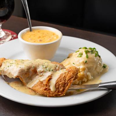 sports bar restaurant comfort food chicken fried steak.