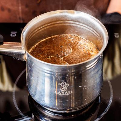 Coffee cooking process.