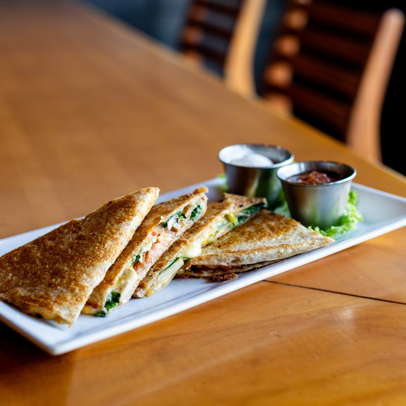 veggie quesadilla (v)+ photo