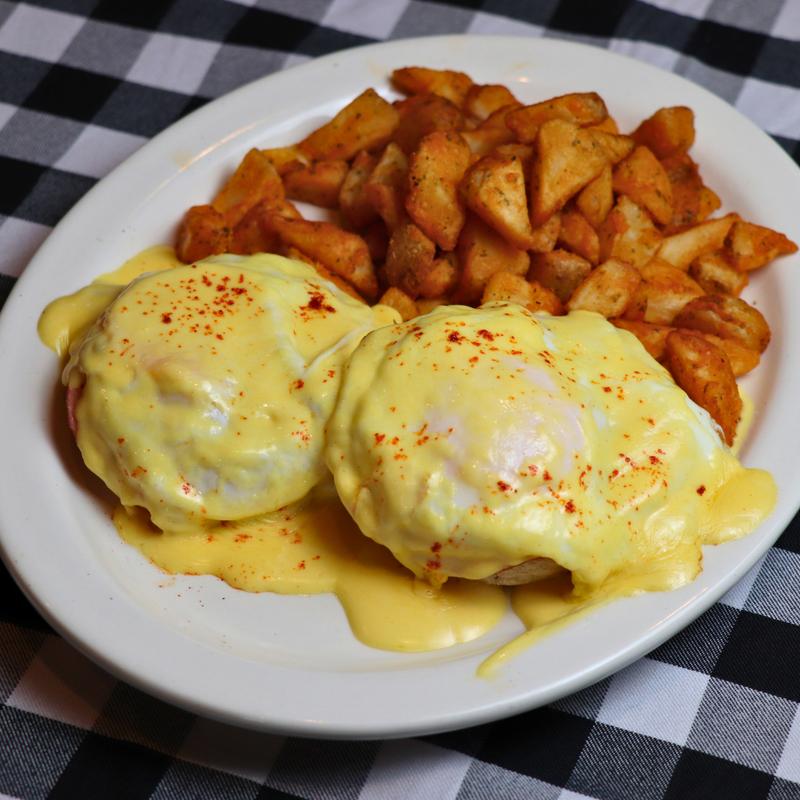 Eggs Benedict* photo