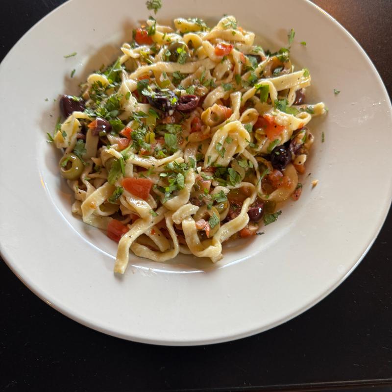 Linguini Pomodoro photo