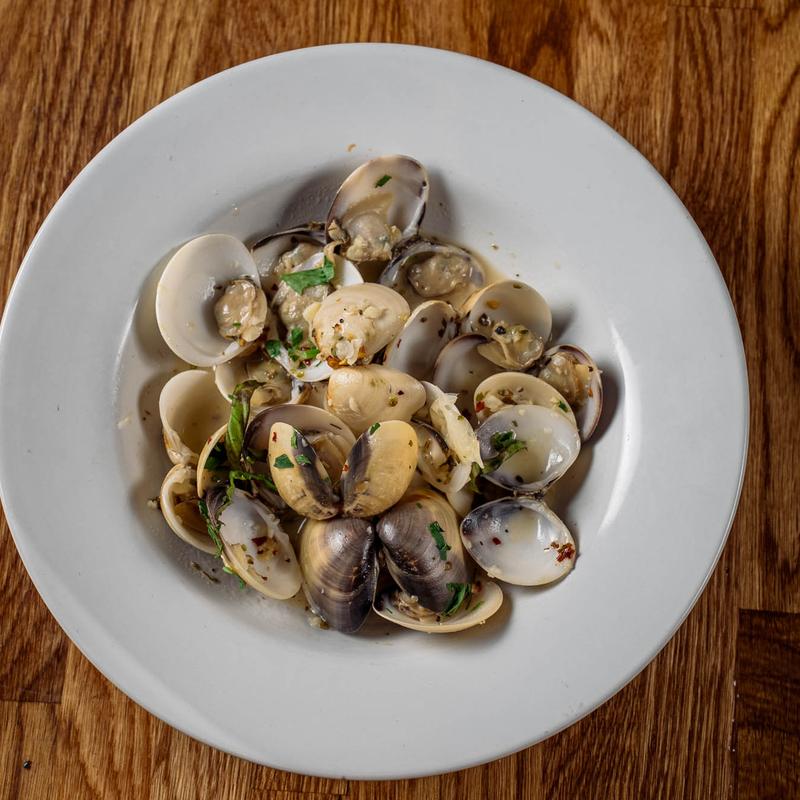 Steamed Little Neck Clams photo