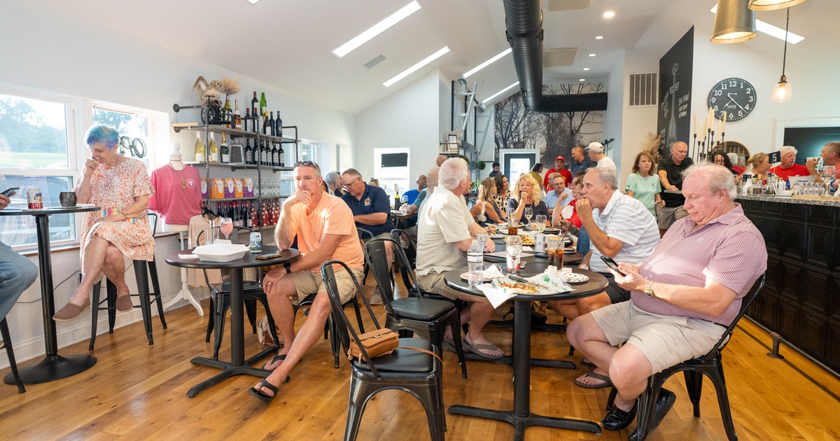 Bar and diner area, wide view, people celebrated