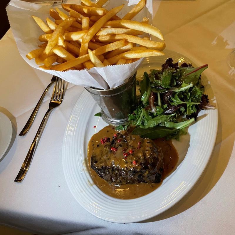 Filet de Boeuf 'au Poivre'* photo