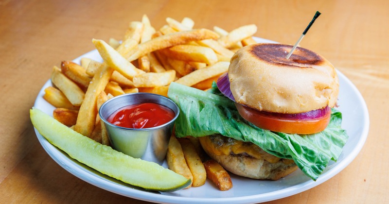 Cheeseburger with fries and ketchup