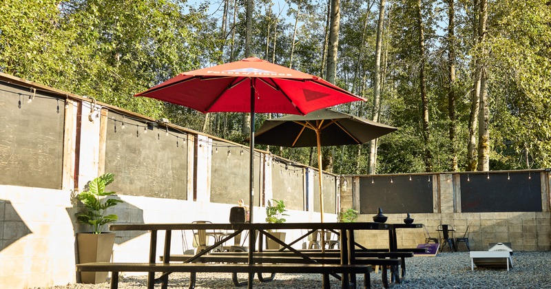 Exterior, patio, tables, benches, parasols
