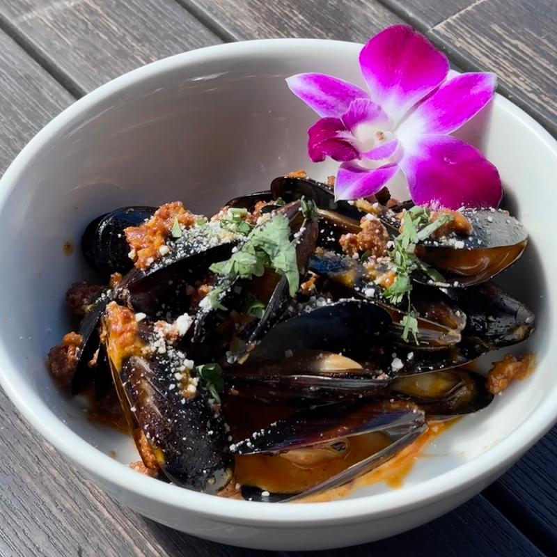 Caliente Mussels photo