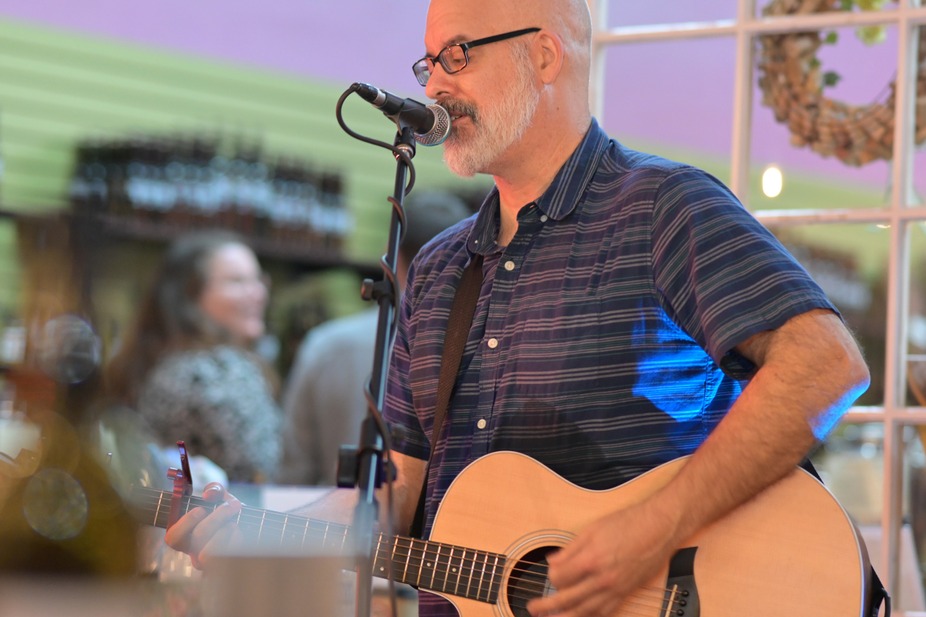 Cherokee Rose BBQ Bar & Kitchen Live Music