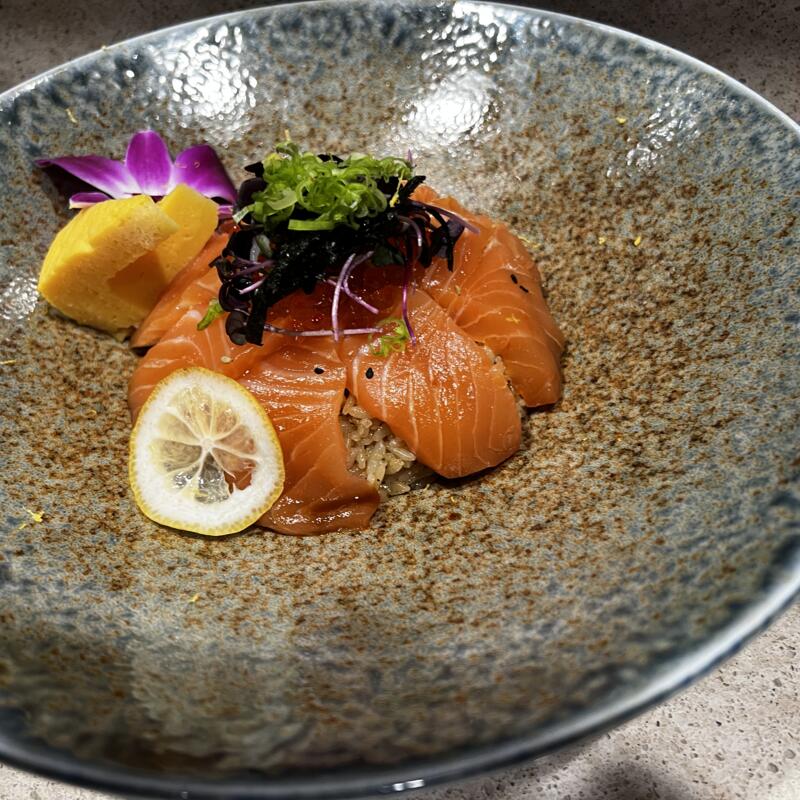 Sake Ikura Don photo