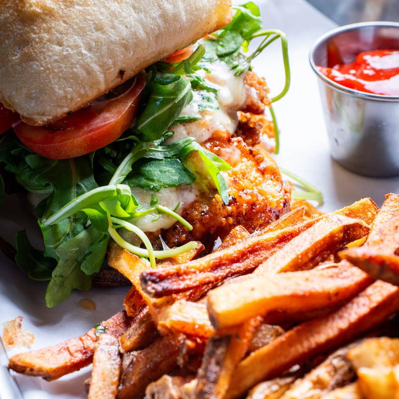 Hot Jalapeño Chicken Sandwich photo