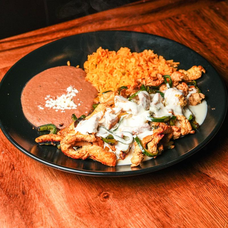 Pollo Con Crema photo